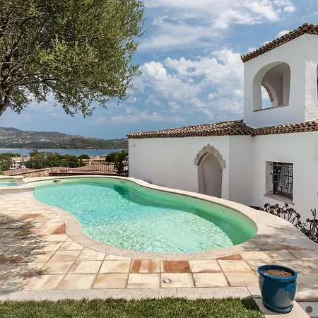 Villa Erica With Pool Cannigione